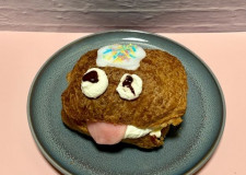 Fastelavnsbolle med rabarber 